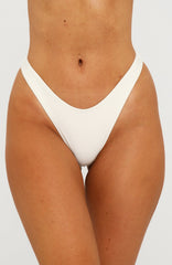 Belmont Bottoms Coconut